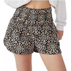 NWT Free People Black Cream Paisley The Way Home Printed Shorts